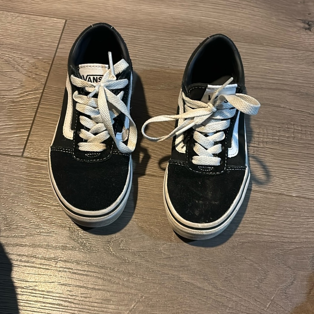 Little kid vans
